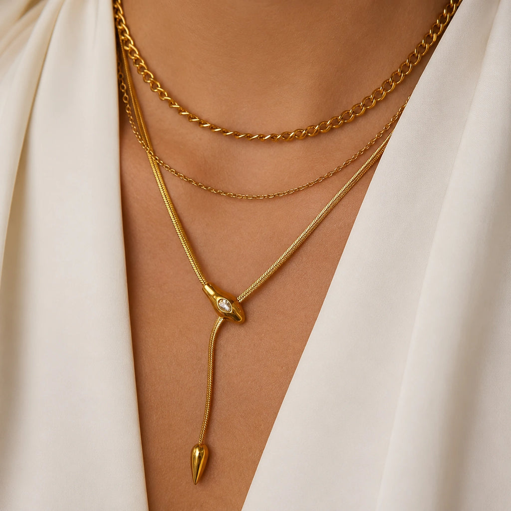 Aurélie Lariat Necklace