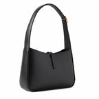 Le 5 À 7 in Smooth Leather - Black